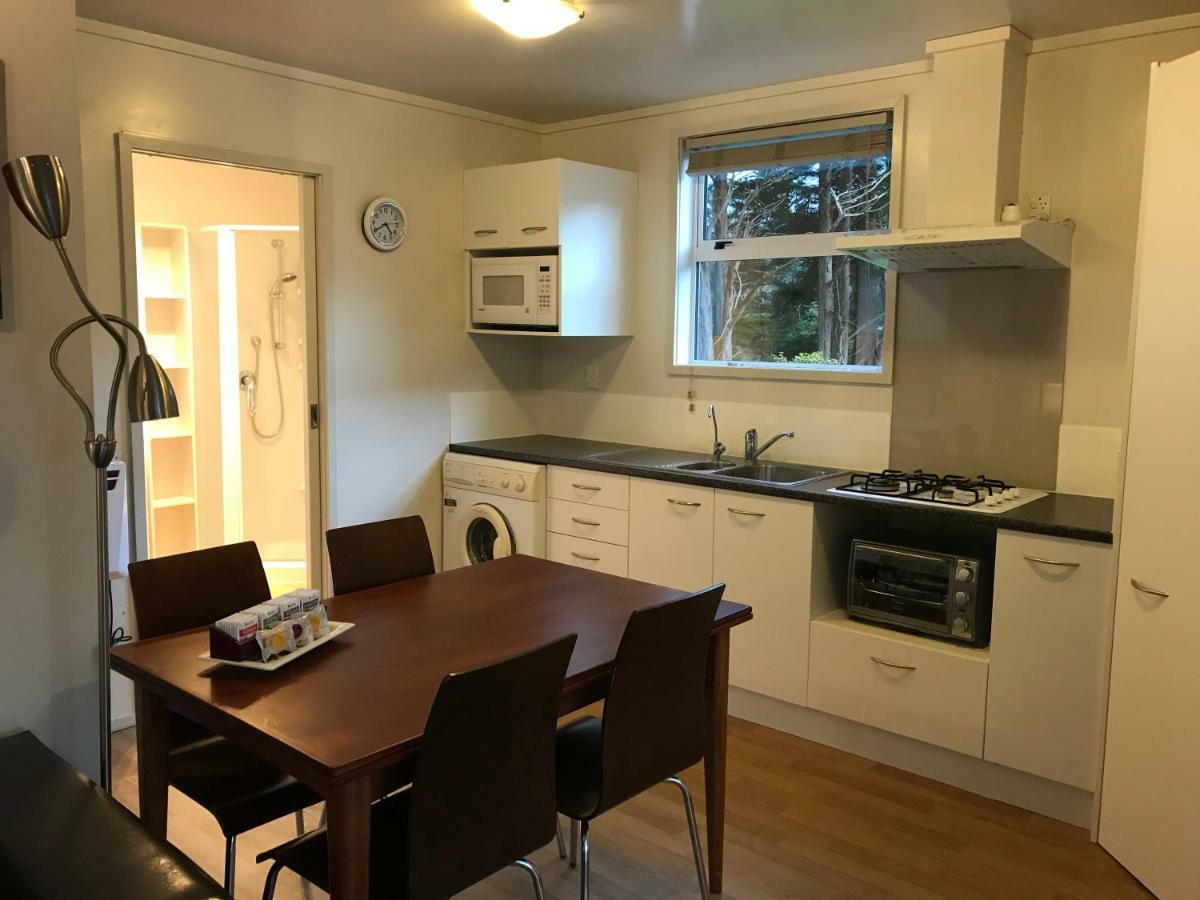 Hotel Angie'S Rural Retreat Wainuiomata Esterno foto